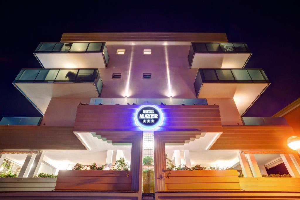 Hotel Mayer Bibione Exterior photo